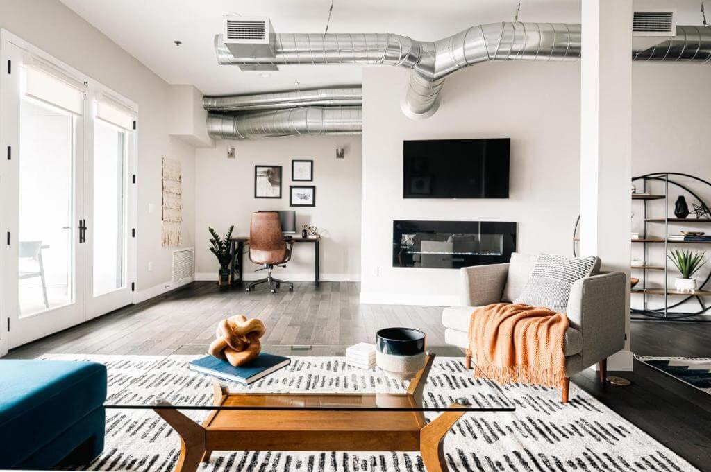 Stylish industrial loft in the arts district